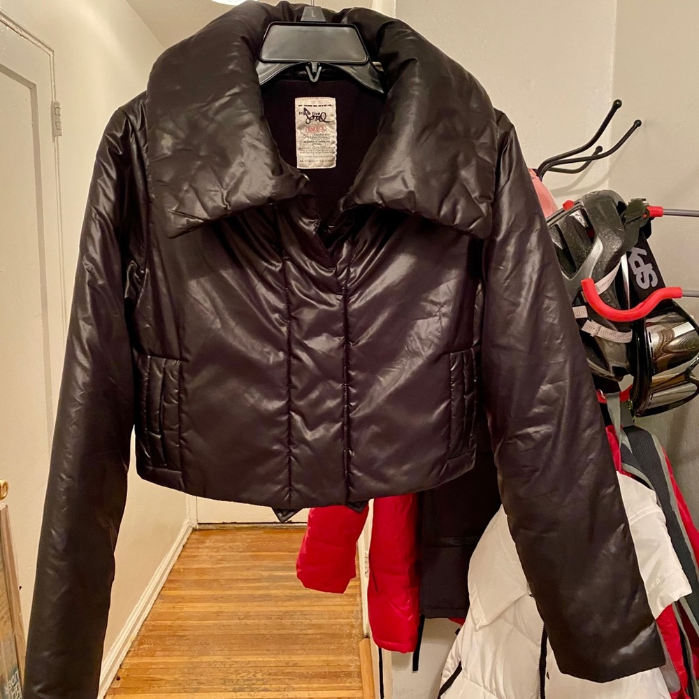 Triple five soul cropped jacket small used